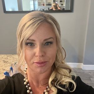 Meet your Posher, Randi